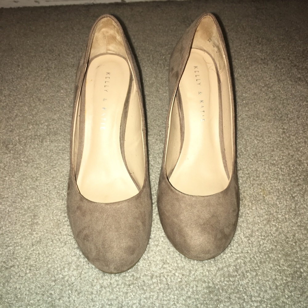 DSW tan suede high heel shoes